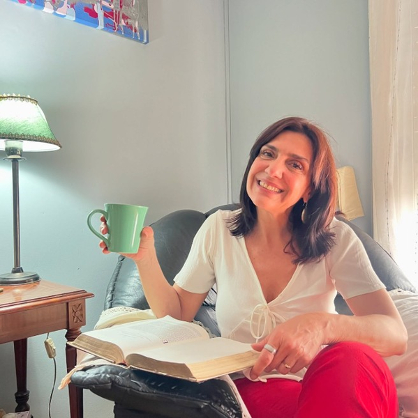 Foto de portada de Burzi Alejandra